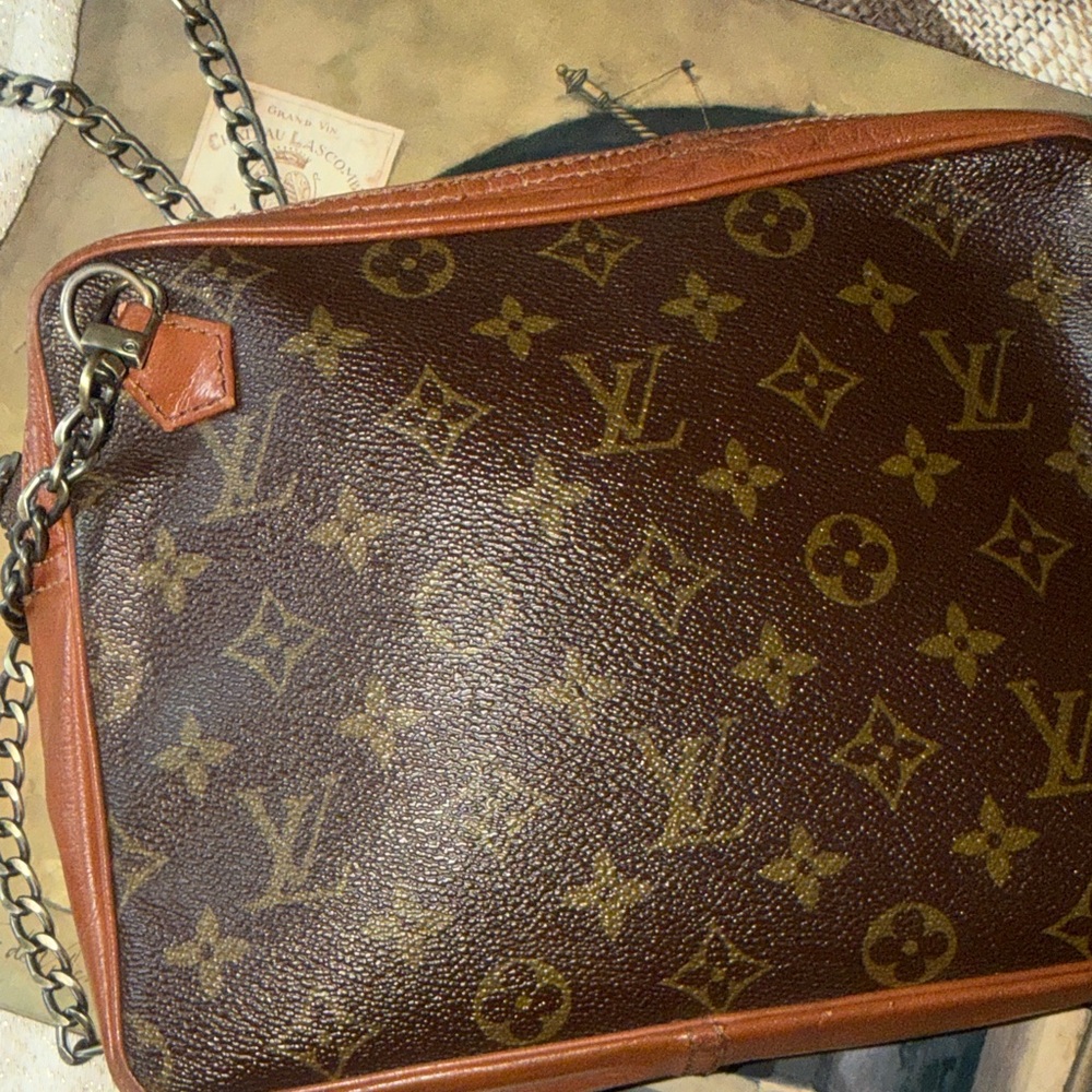💯 Authentic Louis Vuitton Monogram Canvas Chain Shoulder Bag - Brown/Gold Trim - Picture 7 of 10
